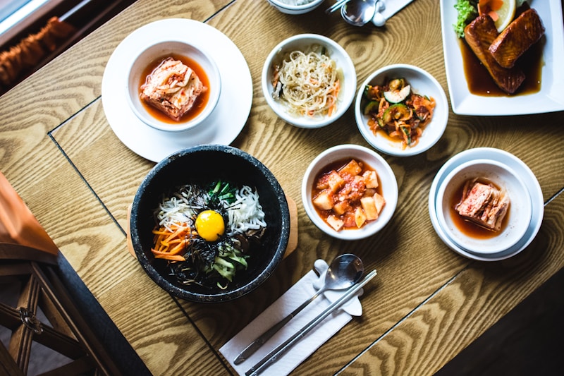 Korean Food: Waarom We Allemaal Verliefd Zijn op de Koreaanse Keuken